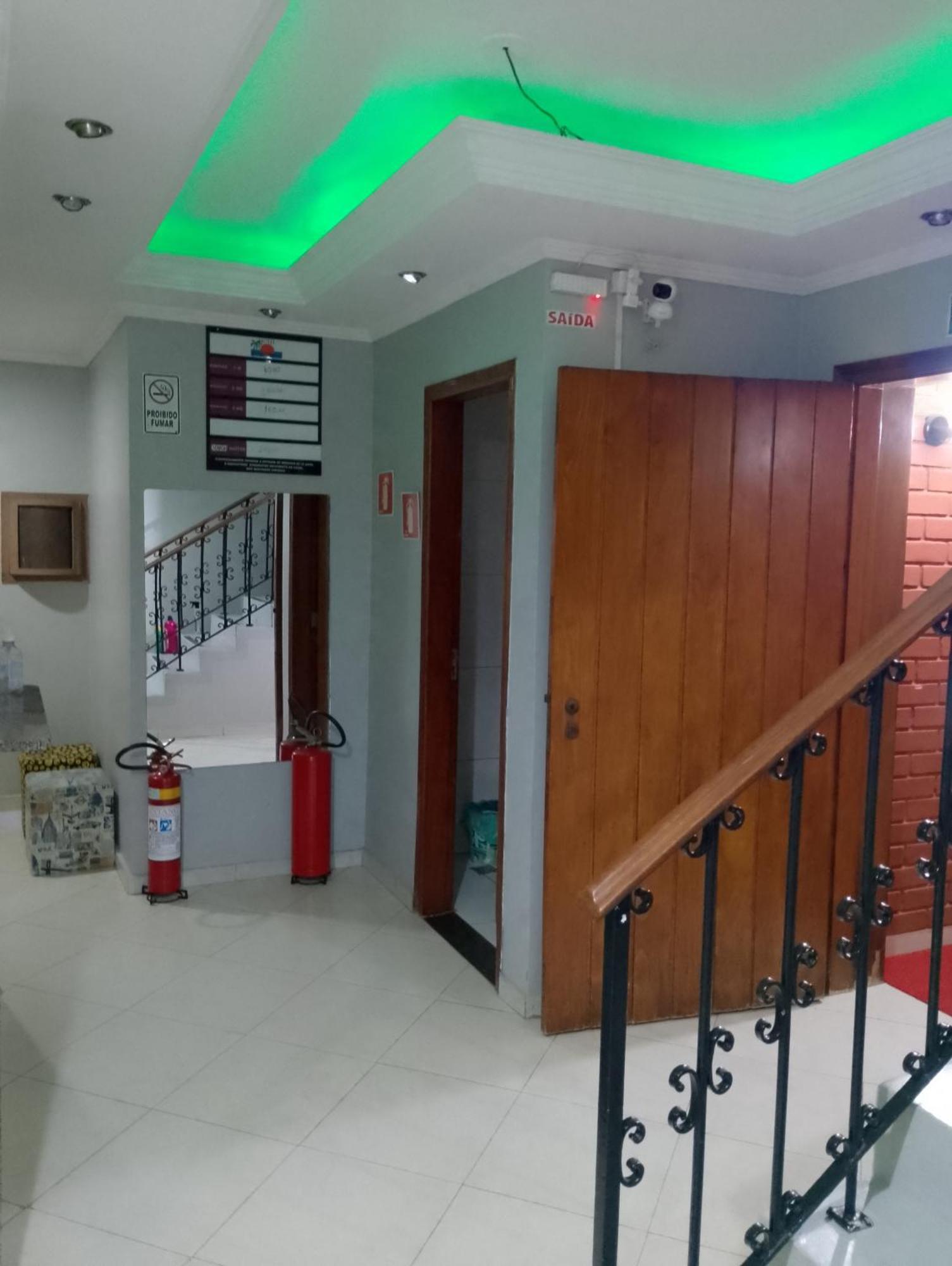 Hotel Karisma 2, Butanta Сао Паоло Екстериор снимка